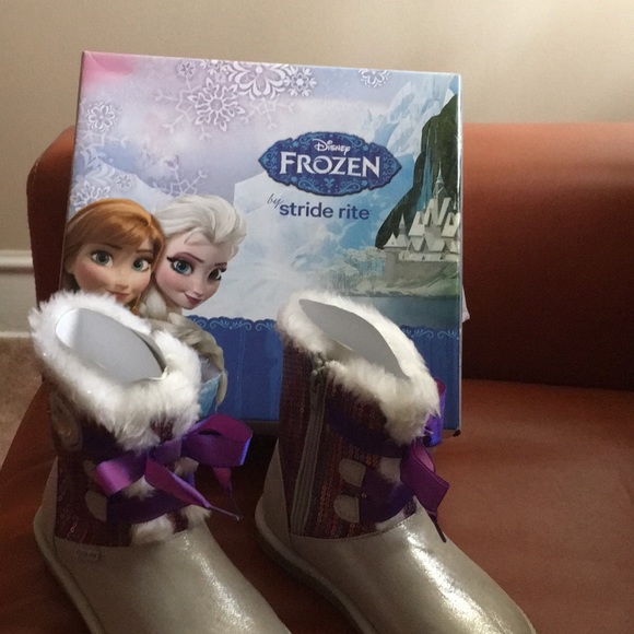 Stride Rite Shoes Stride Rite Boots Nwotyoung Girl Disneys